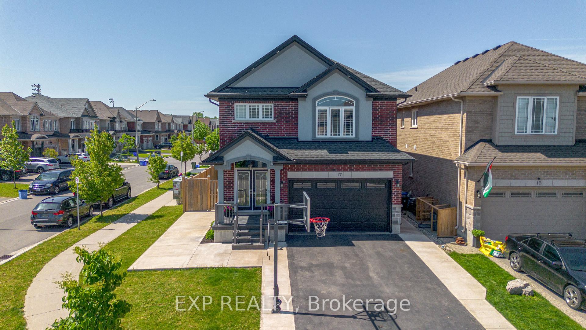 Photo 43 of 17 Narbonne Crescent, Hamilton, Stoney Creek Mountain — HOMEH