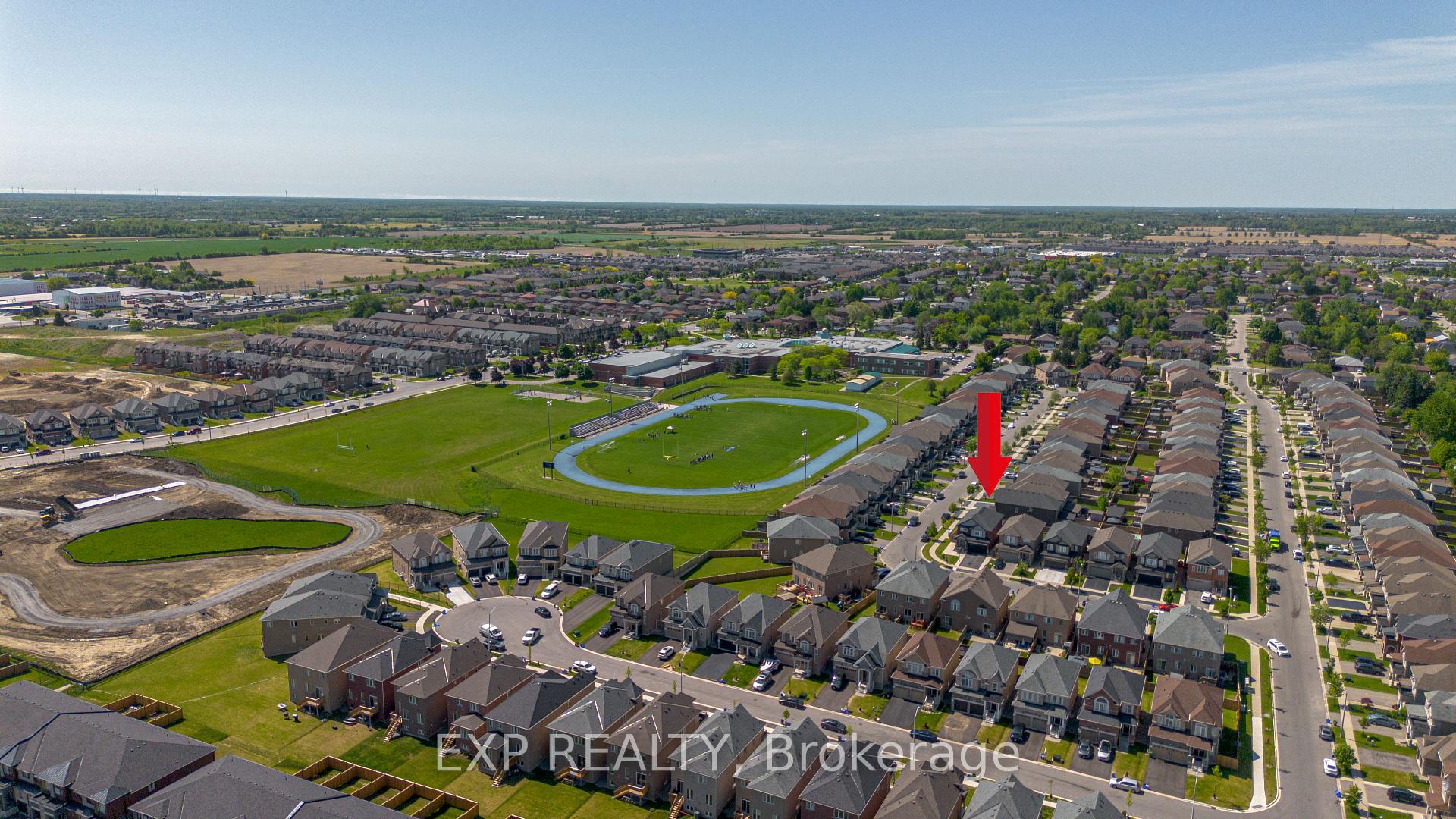 Photo 48 of 17 Narbonne Crescent, Hamilton, Stoney Creek Mountain — HOMEH