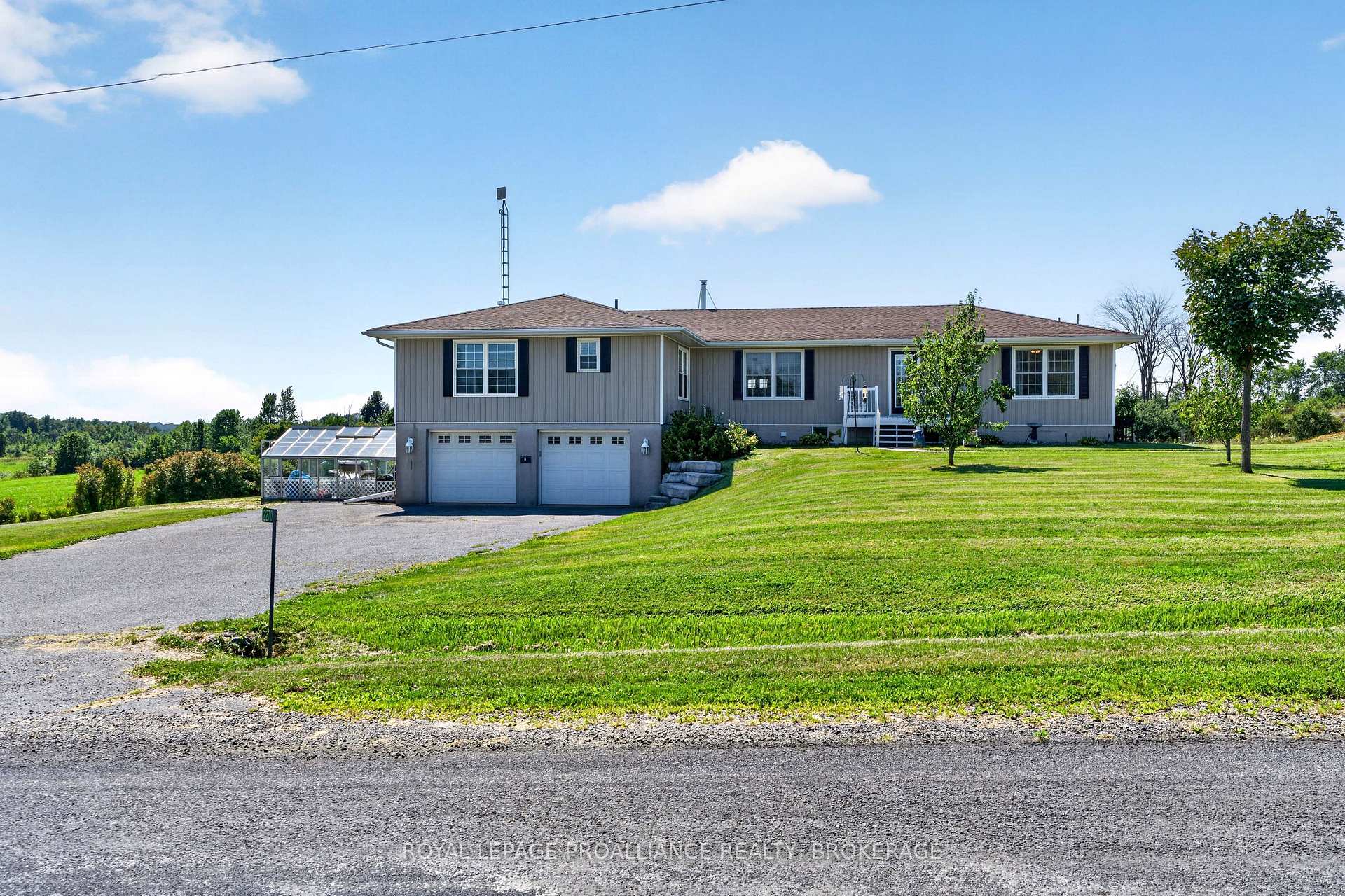 Photo of 2270 Hitchcock Road