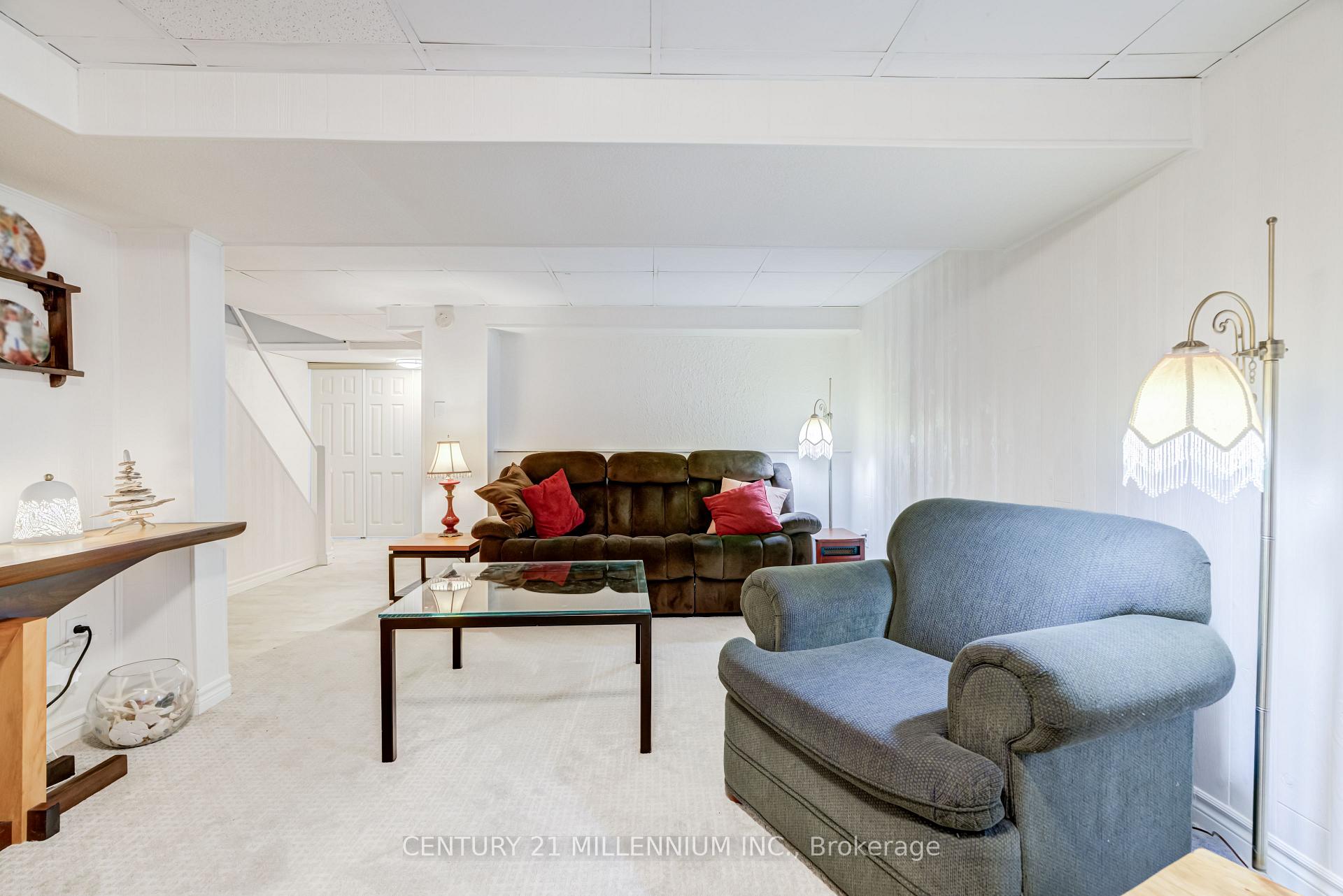 Photo 27 of 35 Tara Park Crescent, Brampton, Brampton North — HOMEH