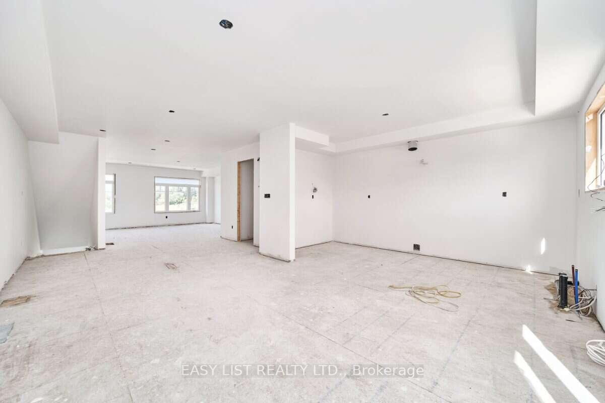 Photo 17 of 31 Addyman Crescent, Clarington, Newcastle — HOMEH