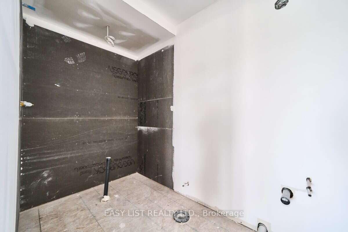 Photo 24 of 31 Addyman Crescent, Clarington, Newcastle — HOMEH