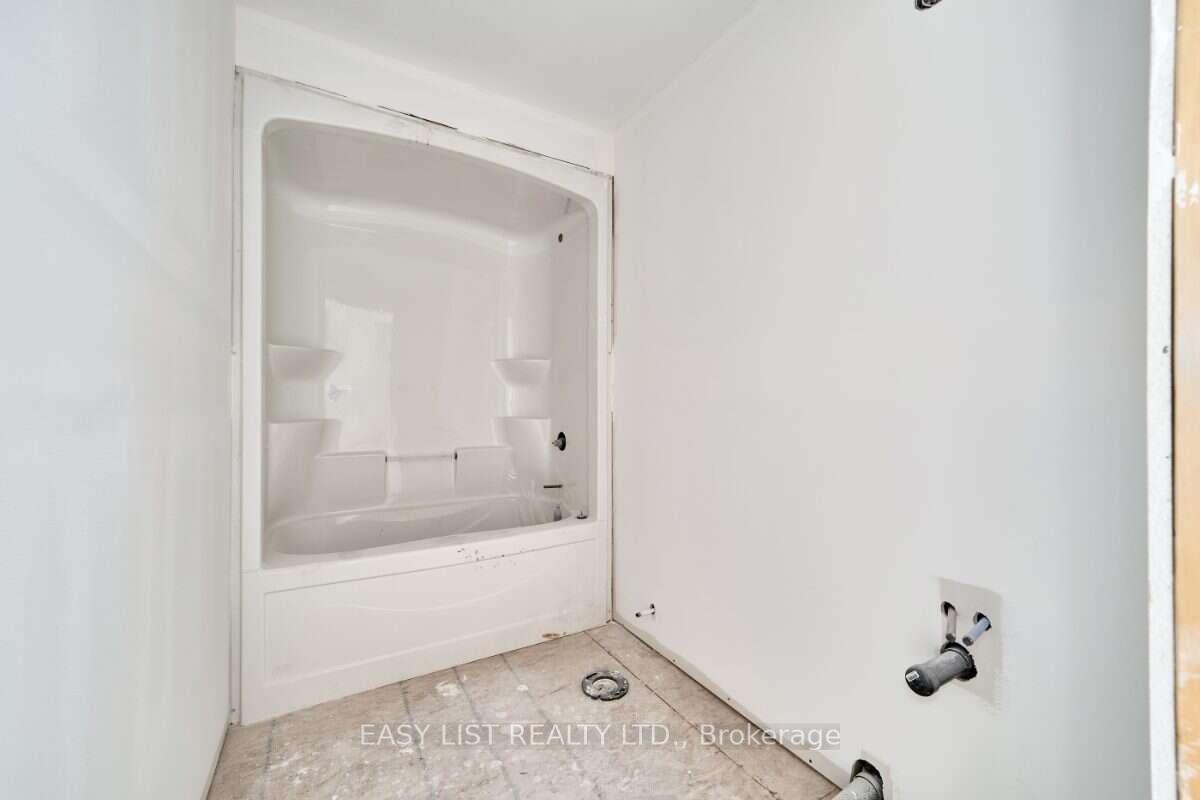 Photo 25 of 31 Addyman Crescent, Clarington, Newcastle — HOMEH