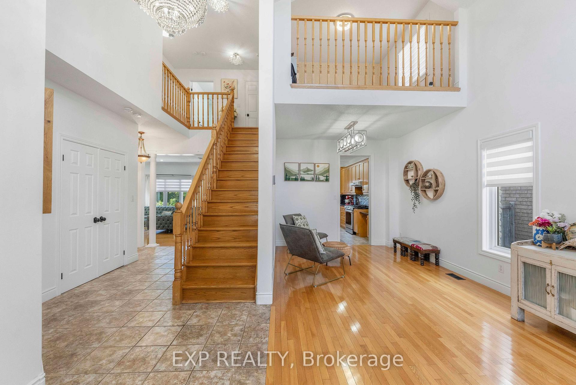 Photo 5 of 577 Waterton Drive, Waterloo, Conservation Meadows — HOMEH
