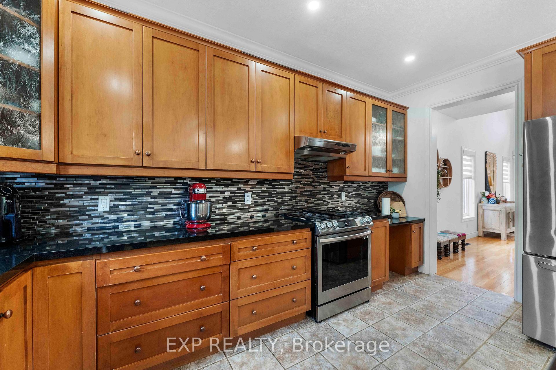 Photo 9 of 577 Waterton Drive, Waterloo, Conservation Meadows — HOMEH