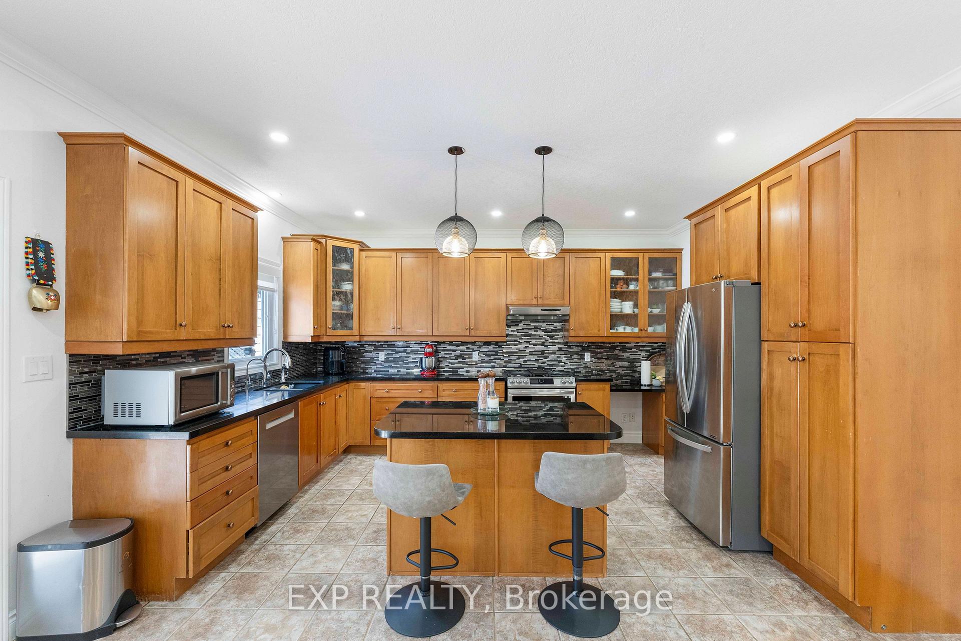 Photo 10 of 577 Waterton Drive, Waterloo, Conservation Meadows — HOMEH