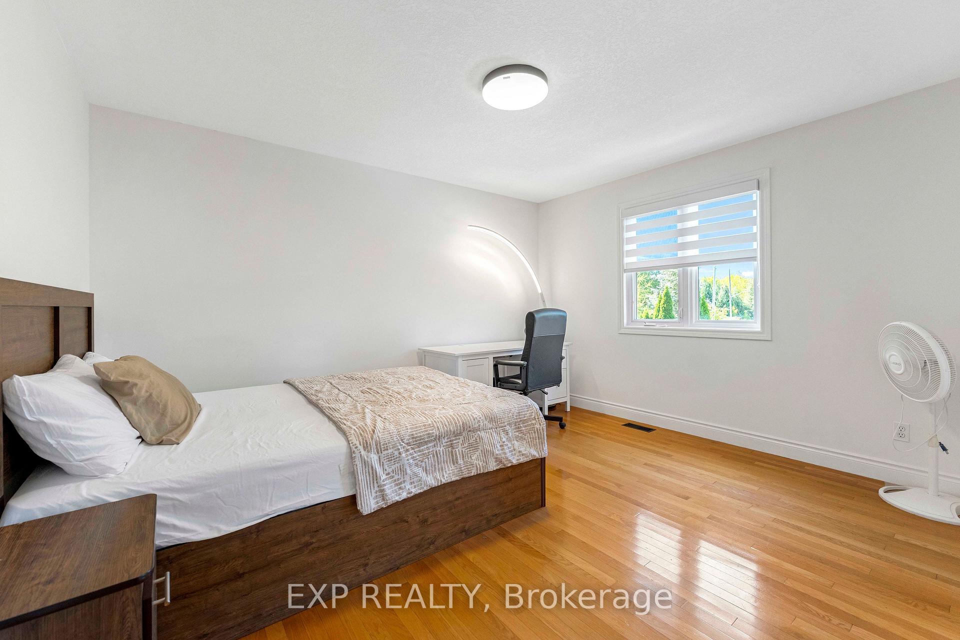 Photo 24 of 577 Waterton Drive, Waterloo, Conservation Meadows — HOMEH