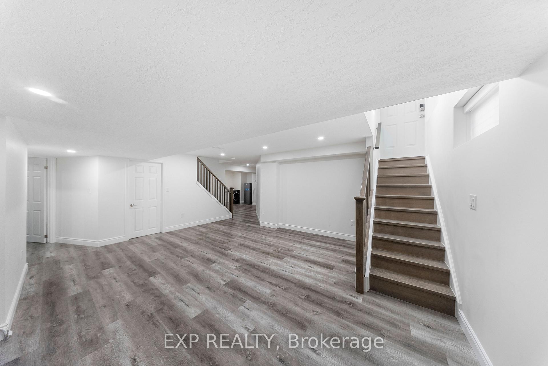 Photo 35 of 577 Waterton Drive, Waterloo, Conservation Meadows — HOMEH