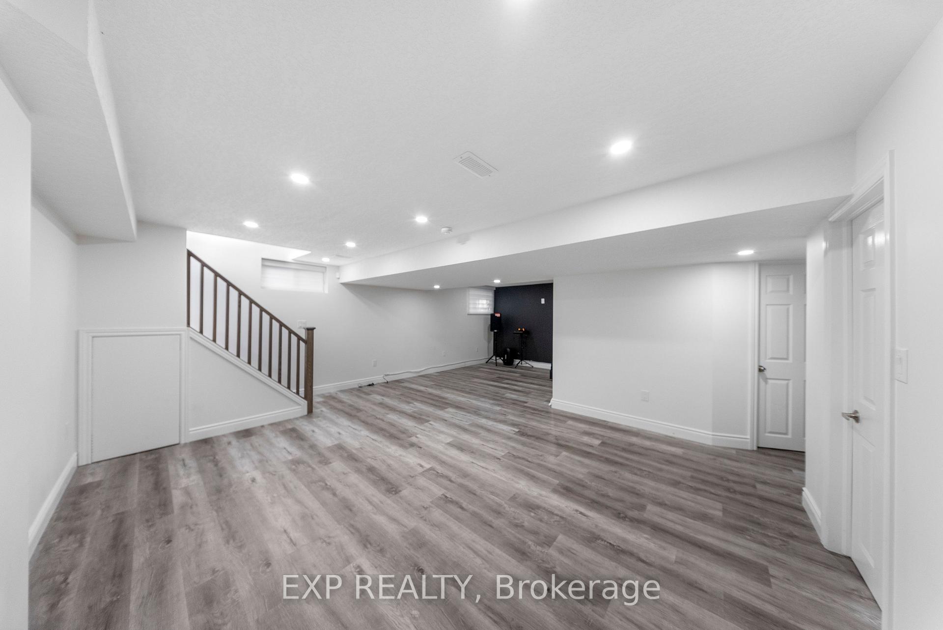 Photo 37 of 577 Waterton Drive, Waterloo, Conservation Meadows — HOMEH