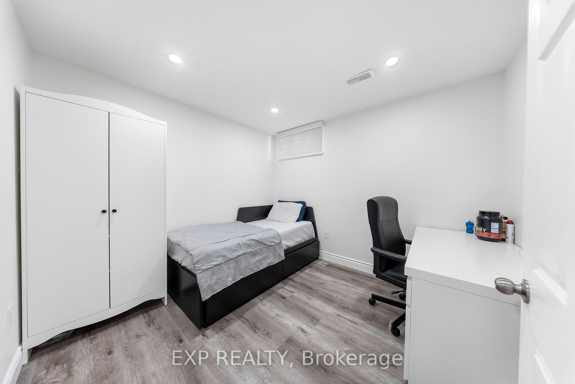 Photo 40 of 577 Waterton Drive, Waterloo, Conservation Meadows — HOMEH