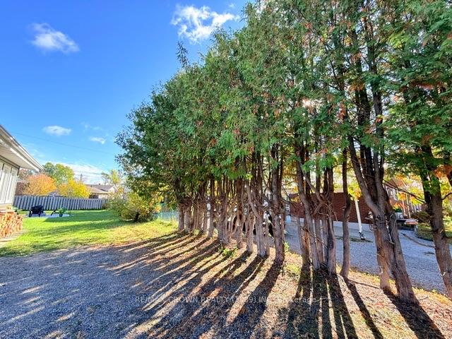Photo 4 of 29 Seaborne Crescent, Kapuskasing — HOMEH