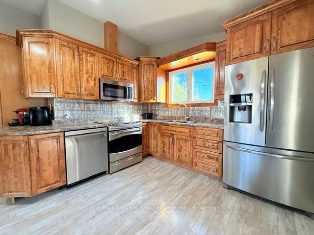 Photo 16 of 29 Seaborne Crescent, Kapuskasing — HOMEH