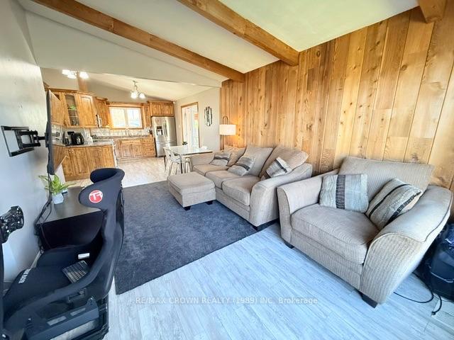 Photo 20 of 29 Seaborne Crescent, Kapuskasing — HOMEH