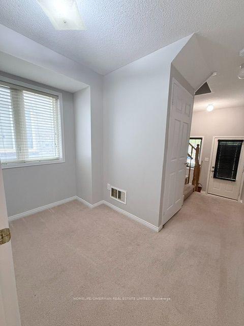Photo 4 of 35 Linnell Street, Ajax, Central East — HOMEH