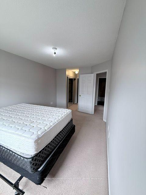 Photo 12 of 35 Linnell Street, Ajax, Central East — HOMEH