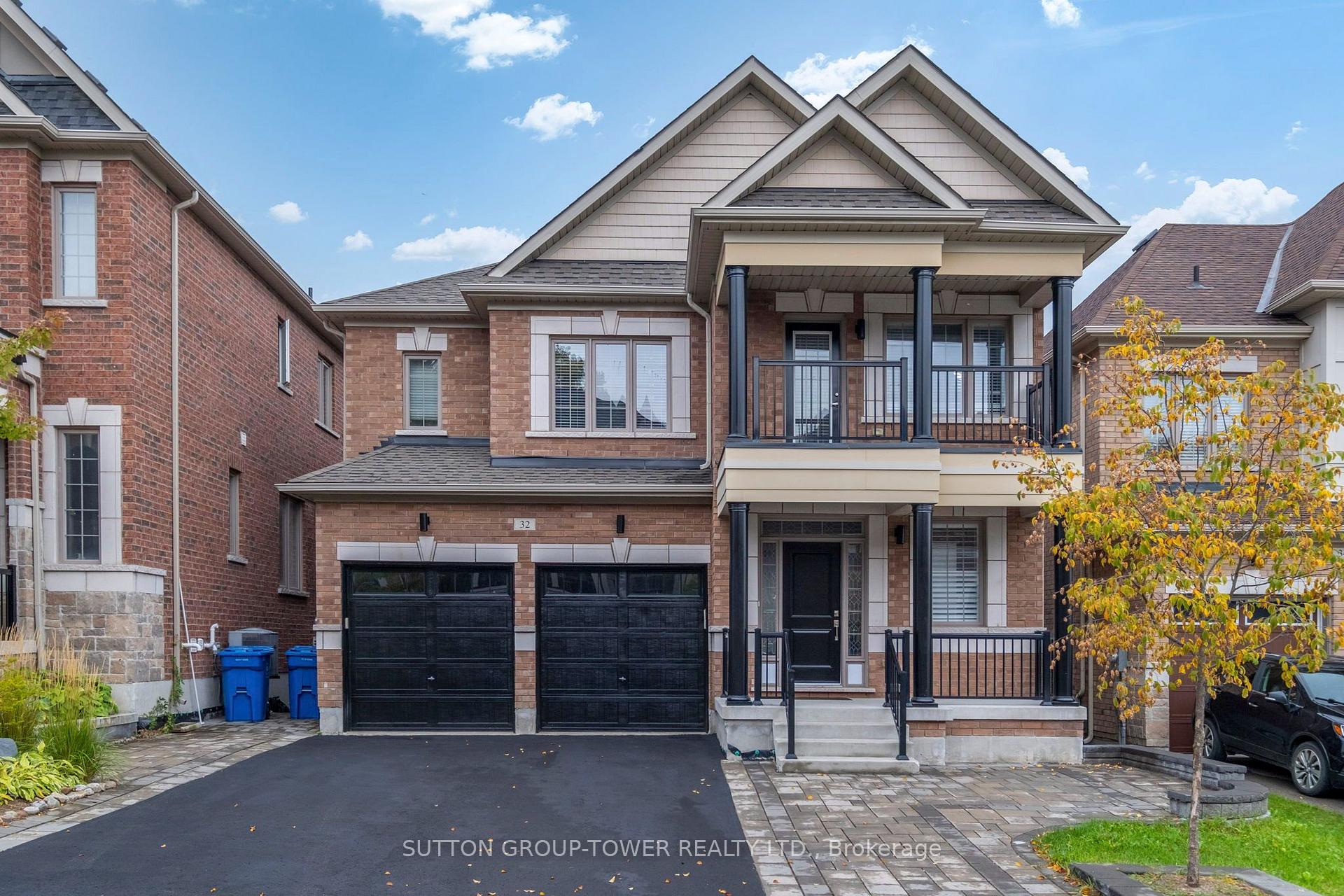 Photo 1 of 32 Cyprus Glen, East Gwillimbury, Holland Landing — HOMEH