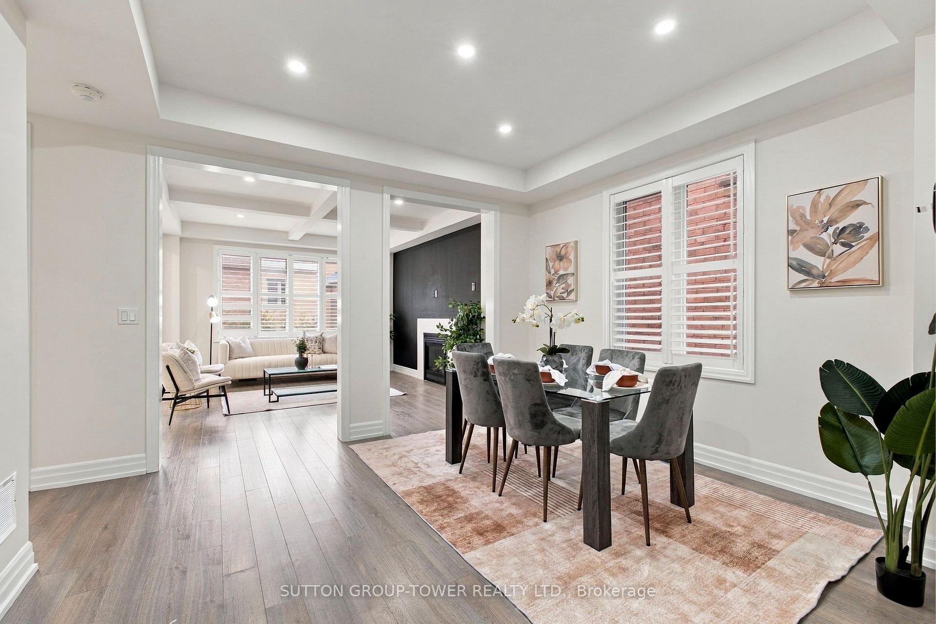 Photo 6 of 32 Cyprus Glen, East Gwillimbury, Holland Landing — HOMEH