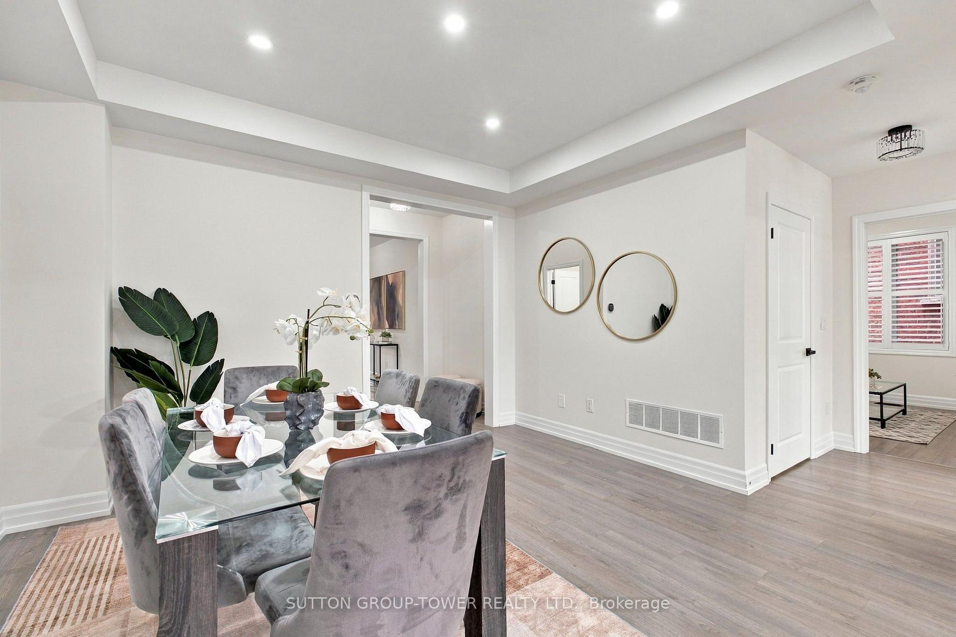 Photo 7 of 32 Cyprus Glen, East Gwillimbury, Holland Landing — HOMEH