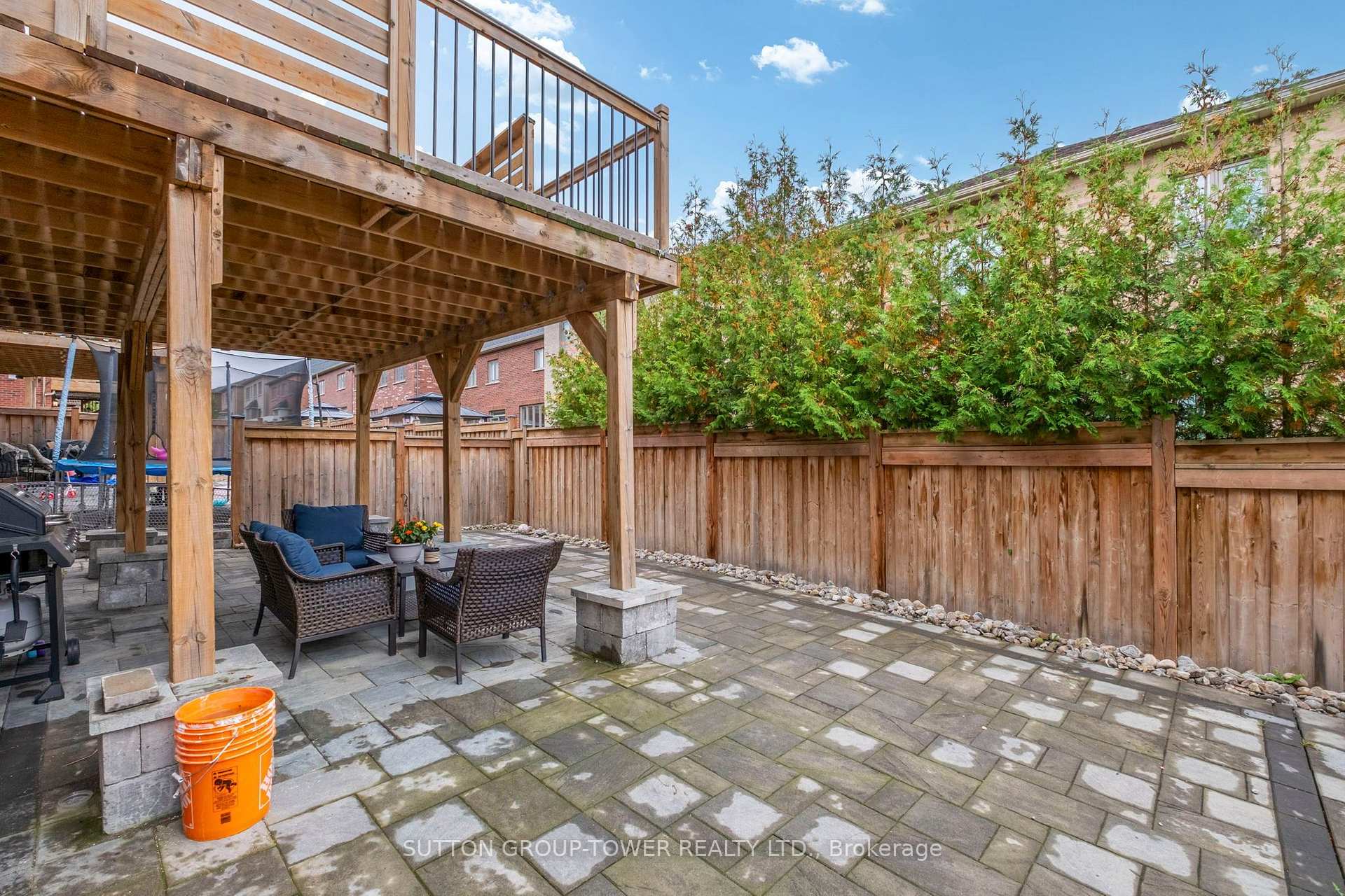 Photo 46 of 32 Cyprus Glen, East Gwillimbury, Holland Landing — HOMEH