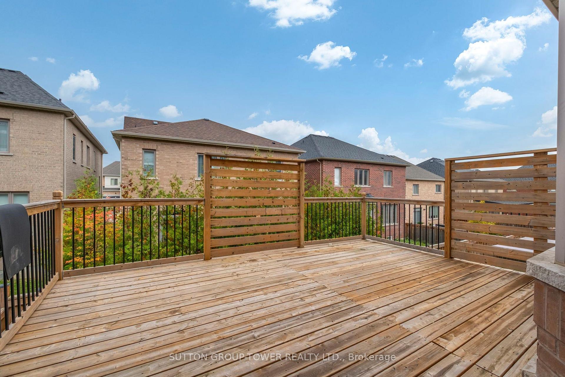 Photo 48 of 32 Cyprus Glen, East Gwillimbury, Holland Landing — HOMEH