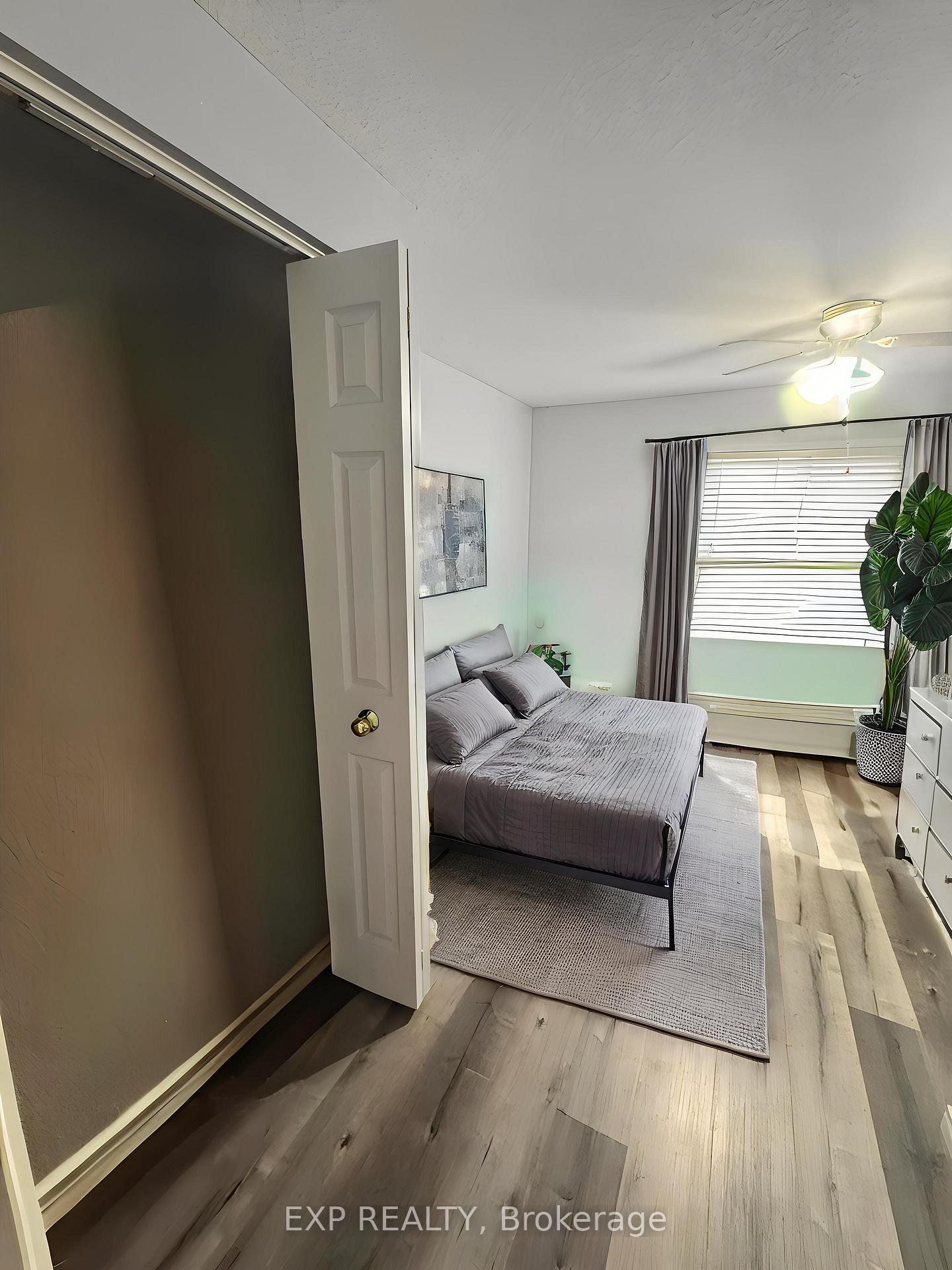 Photo 7 of 717 Activa Avenue, Kitchener, Larentian West — HOMEH