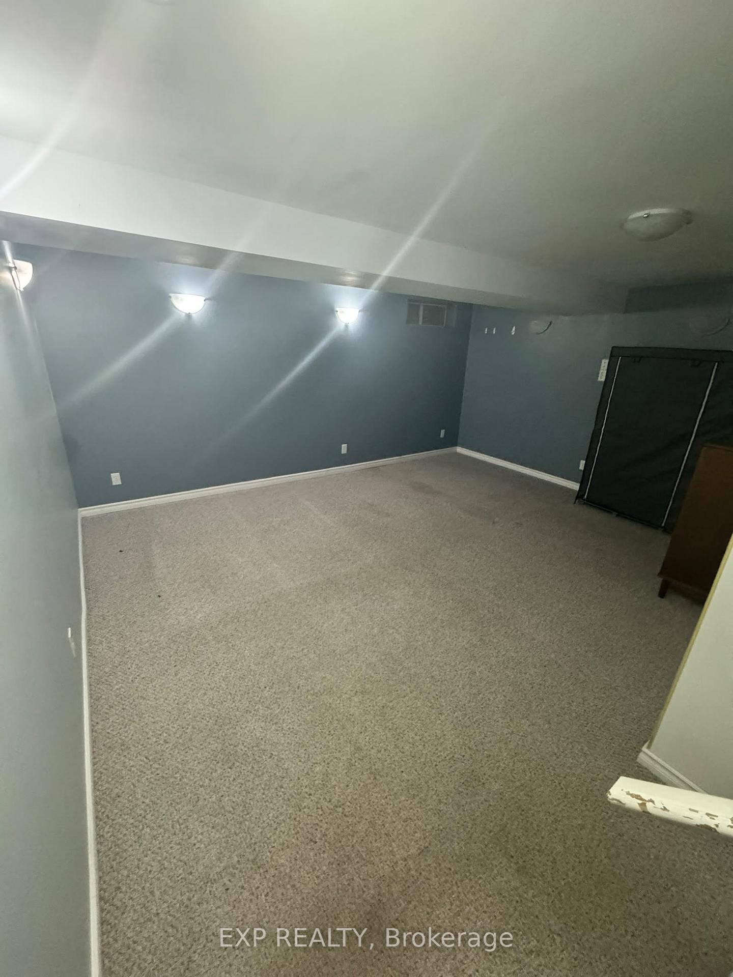 Photo 25 of 717 Activa Avenue, Kitchener, Larentian West — HOMEH