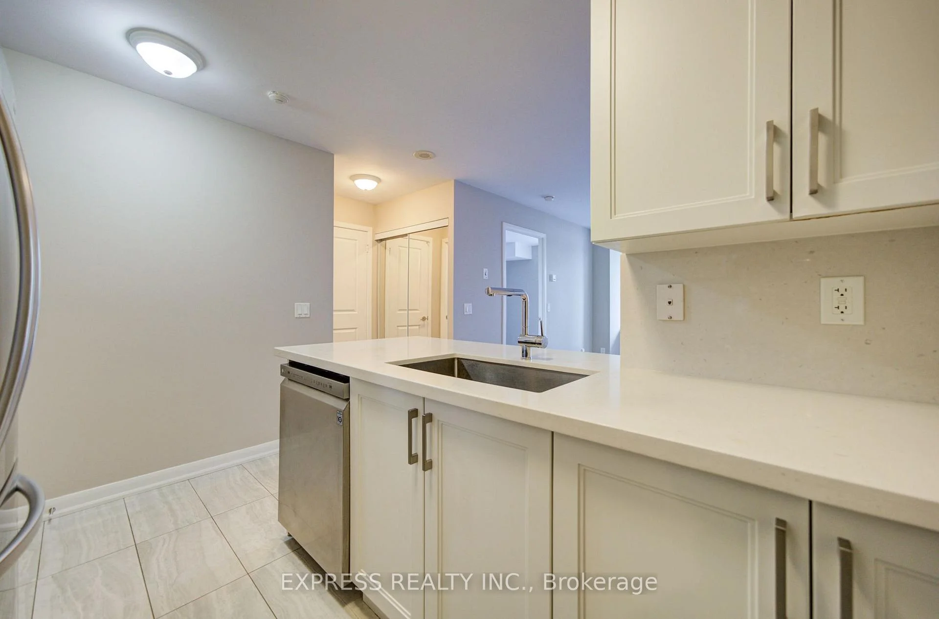 Photo 14 of Unit 1005, 4978 Yonge Street, North York, Lansing-Westgate — HOMEH