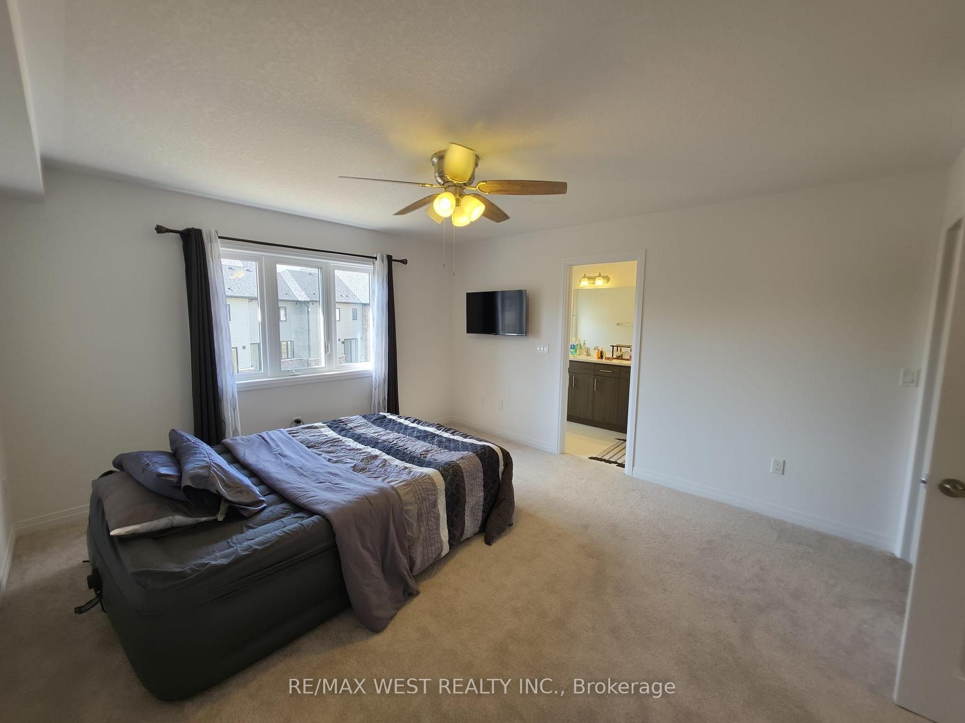 Photo 6 of 889 Douro Street, Stratford — HOMEH
