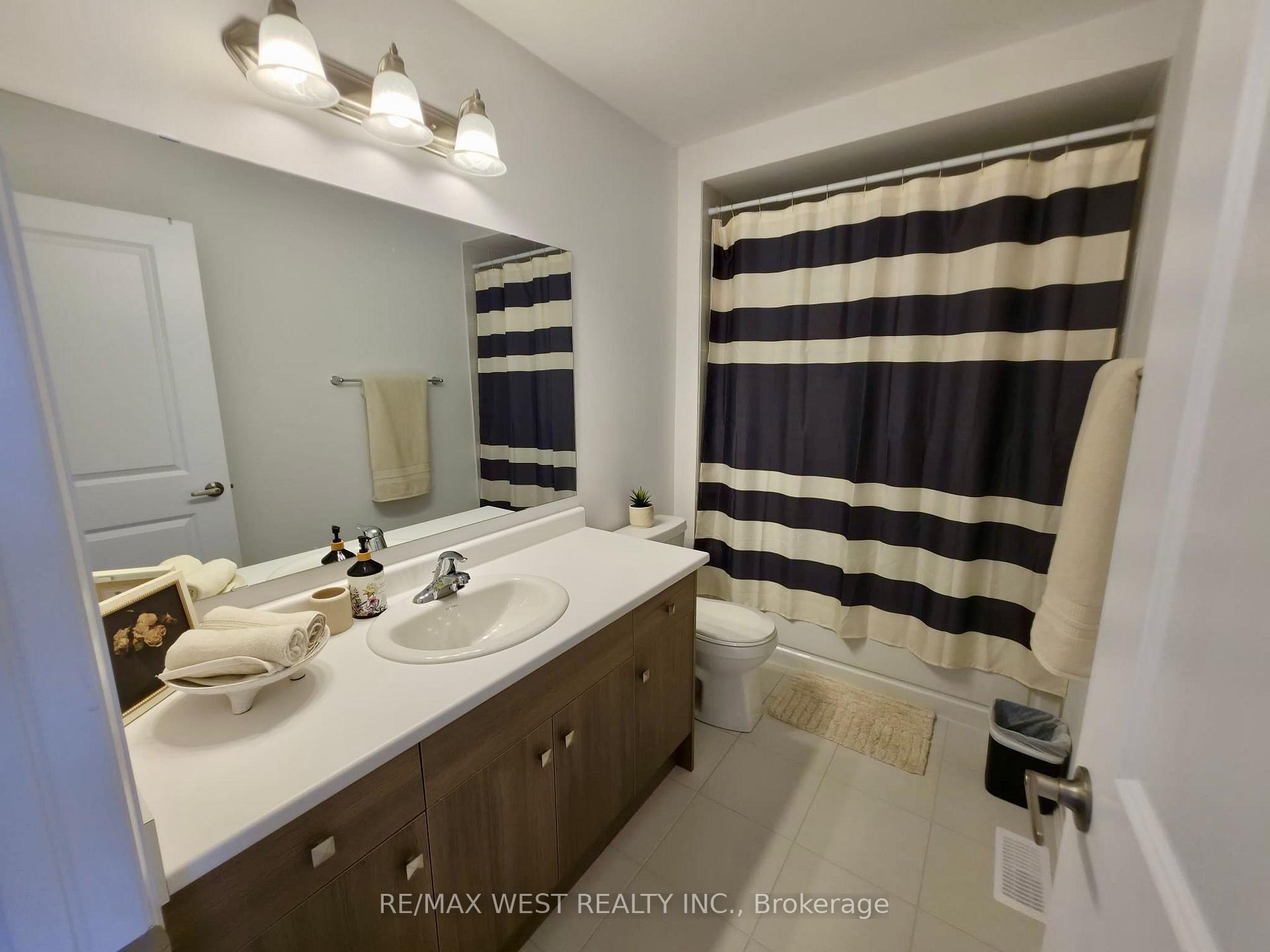 Photo 7 of 889 Douro Street, Stratford — HOMEH