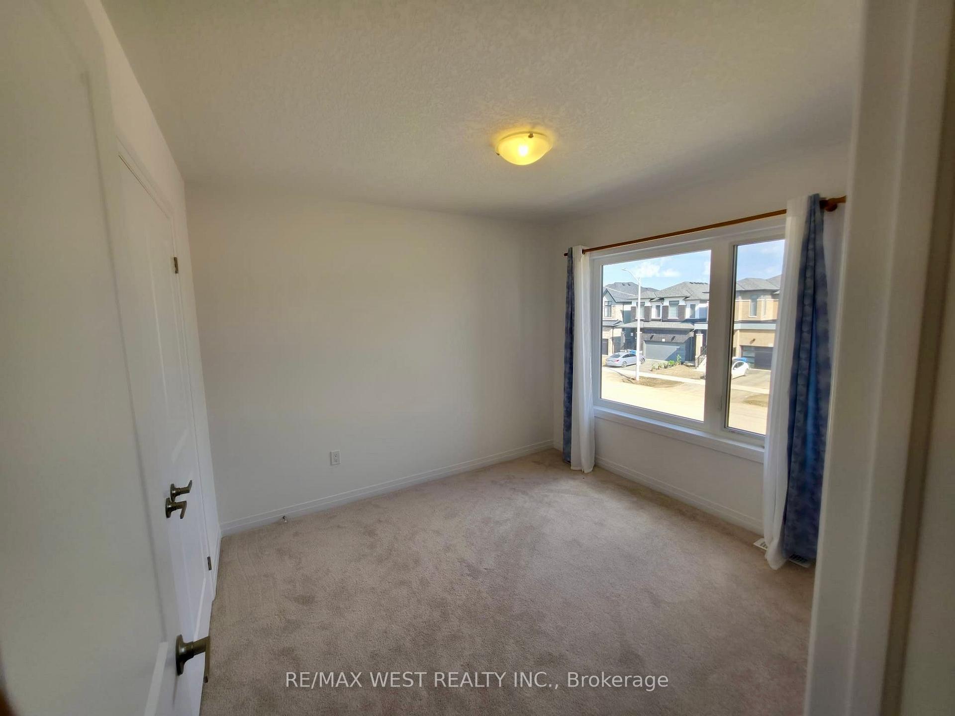 Photo 8 of 889 Douro Street, Stratford — HOMEH