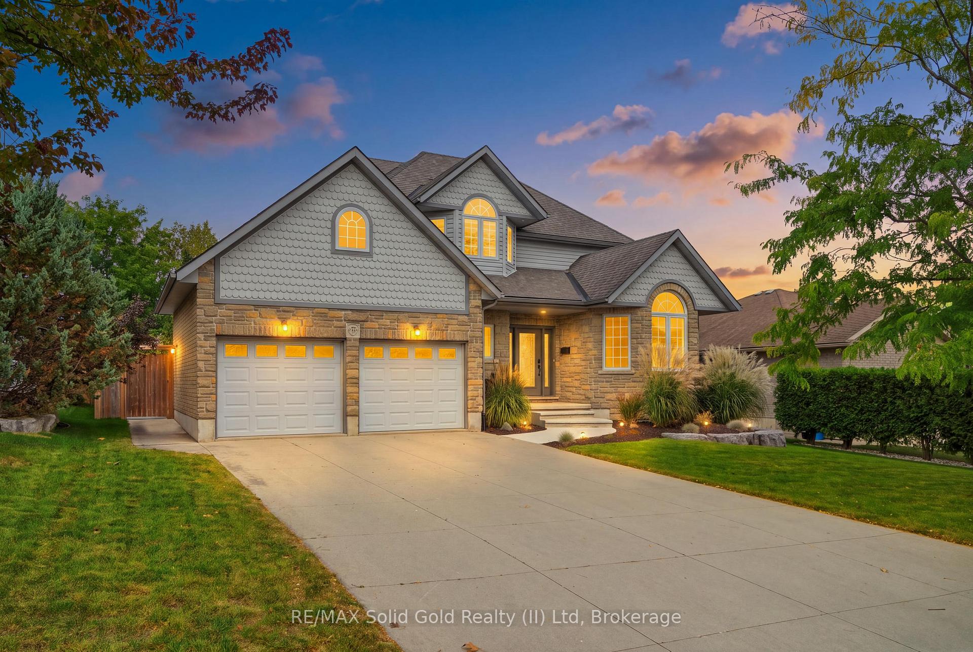 Photo 1 of 30 Vanevery Way, Stratford — HOMEH
