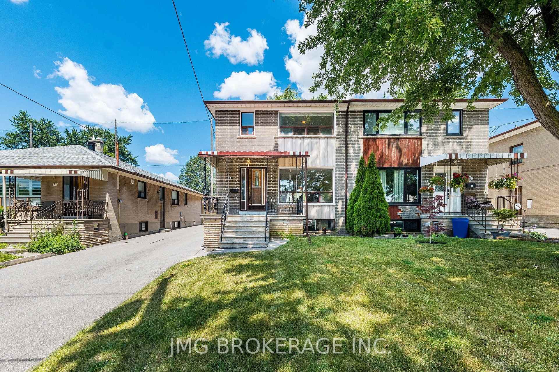 Photo of 53 Foxrun Avenue