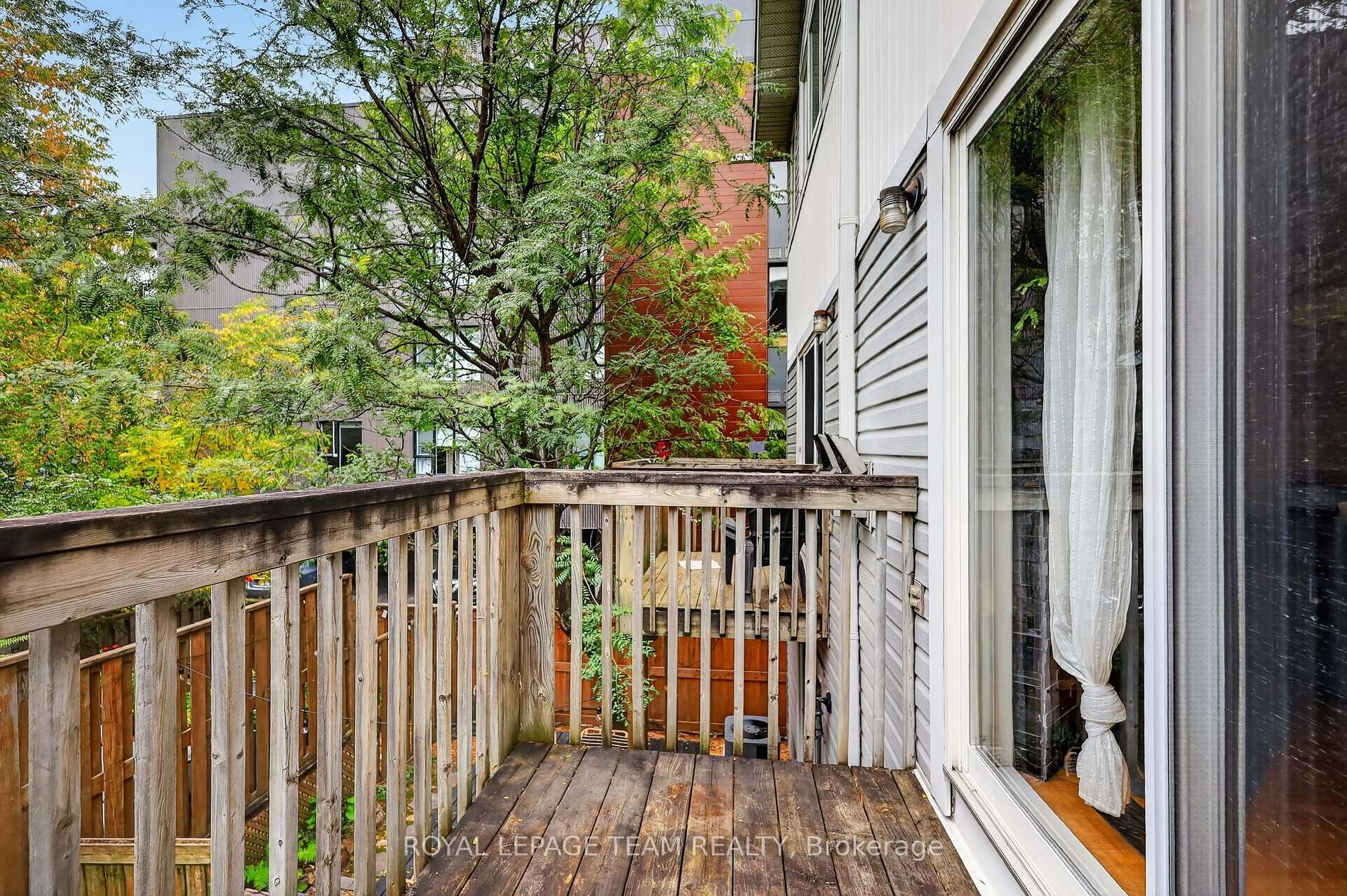Photo 10 of Unit 11, 13 Robinson Avenue, Ottawa, Sandy Hill — HOMEH