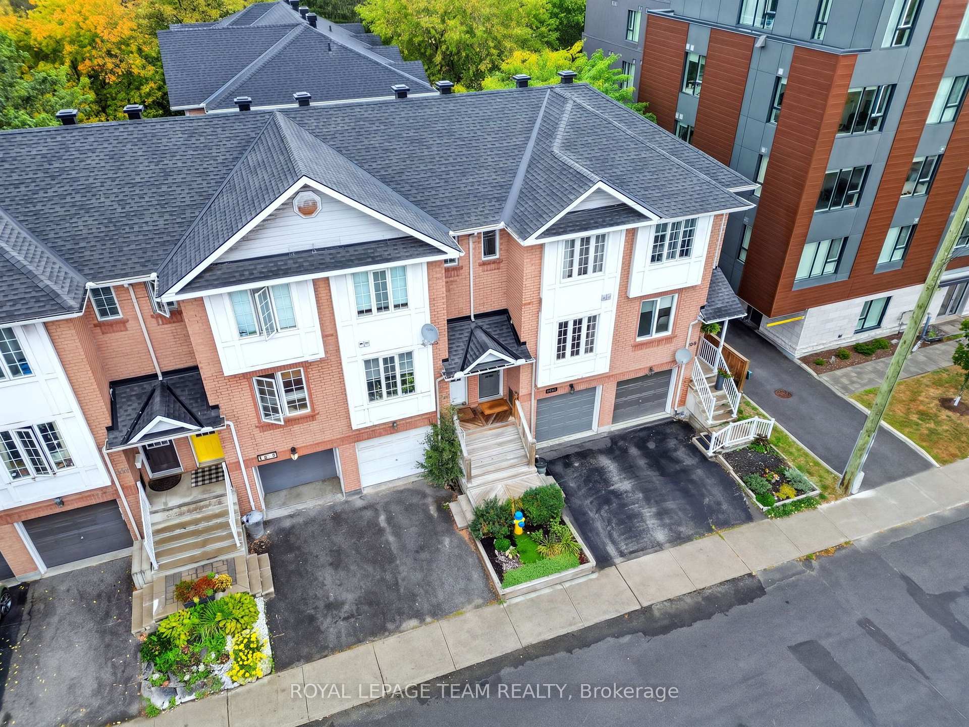 Photo 23 of Unit 11, 13 Robinson Avenue, Ottawa, Sandy Hill — HOMEH