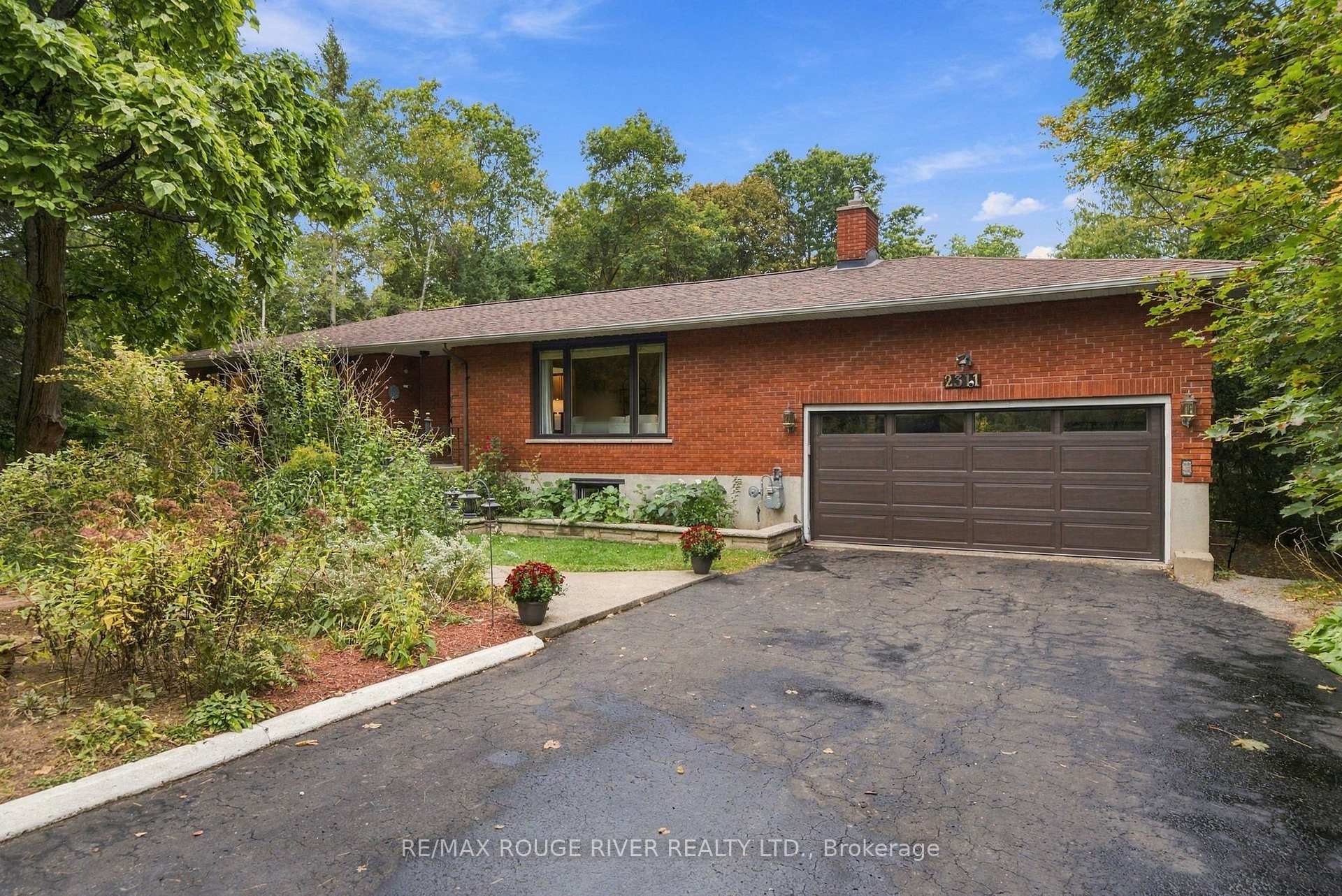 Photo 4 of 2311 Division Street N, Hamilton Township, Rural Hamilton — HOMEH