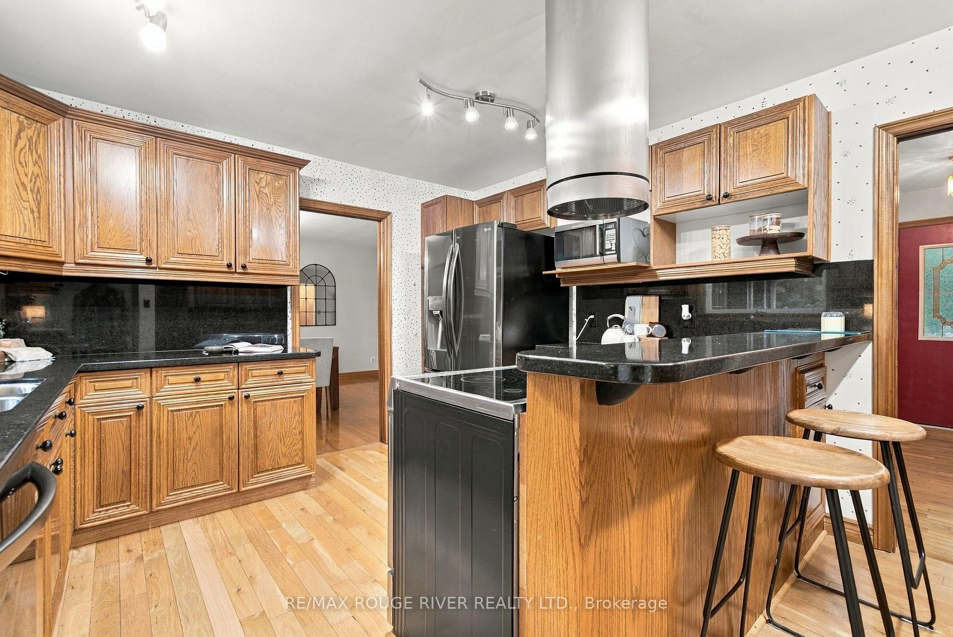 Photo 12 of 2311 Division Street N, Hamilton Township, Rural Hamilton — HOMEH