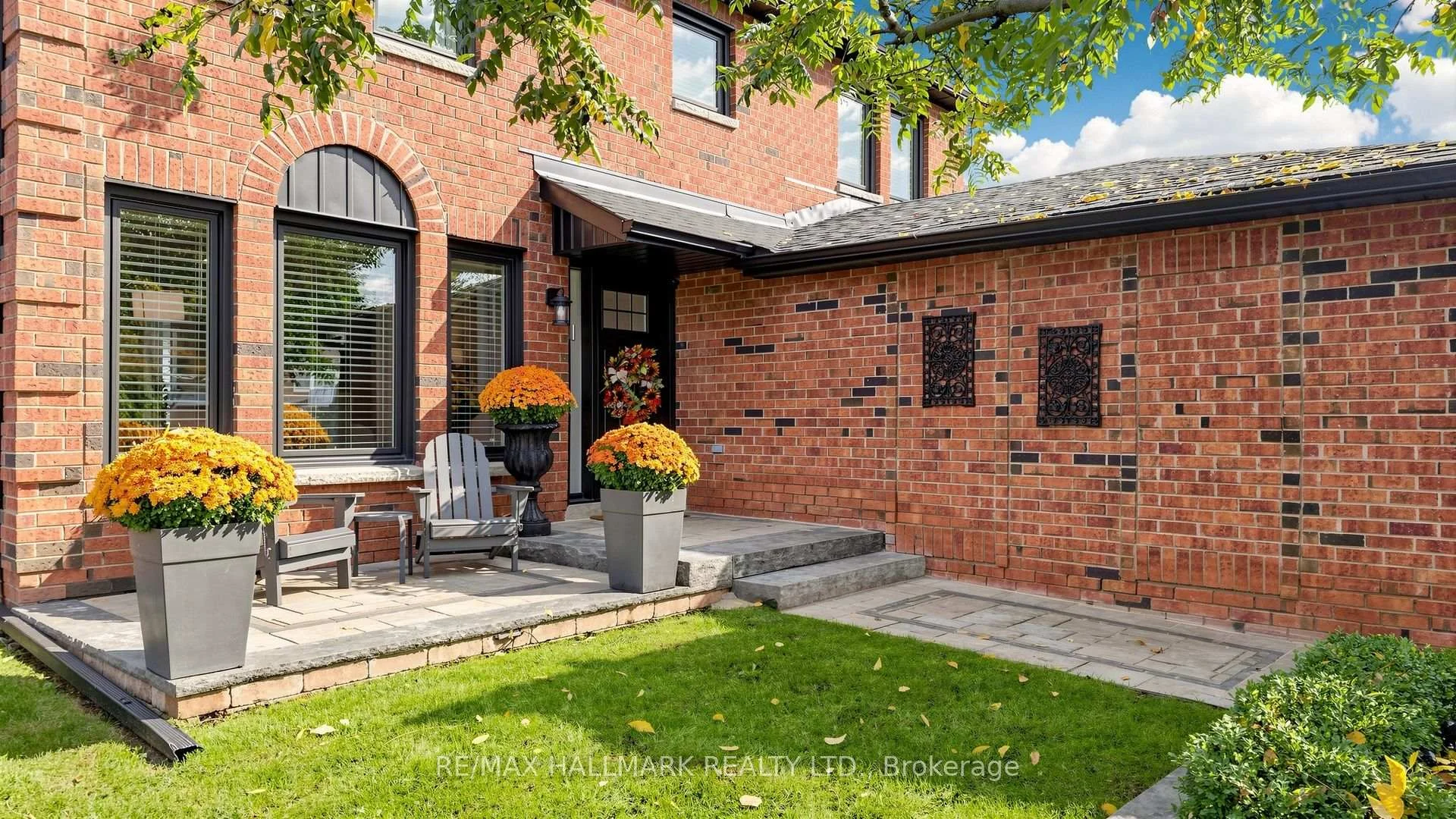 Photo 4 of 55 Bentonwood Crescent, Whitby, Pringle Creek — HOMEH