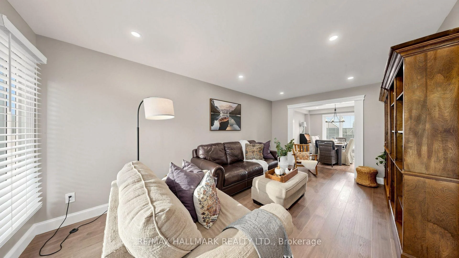 Photo 6 of 55 Bentonwood Crescent, Whitby, Pringle Creek — HOMEH