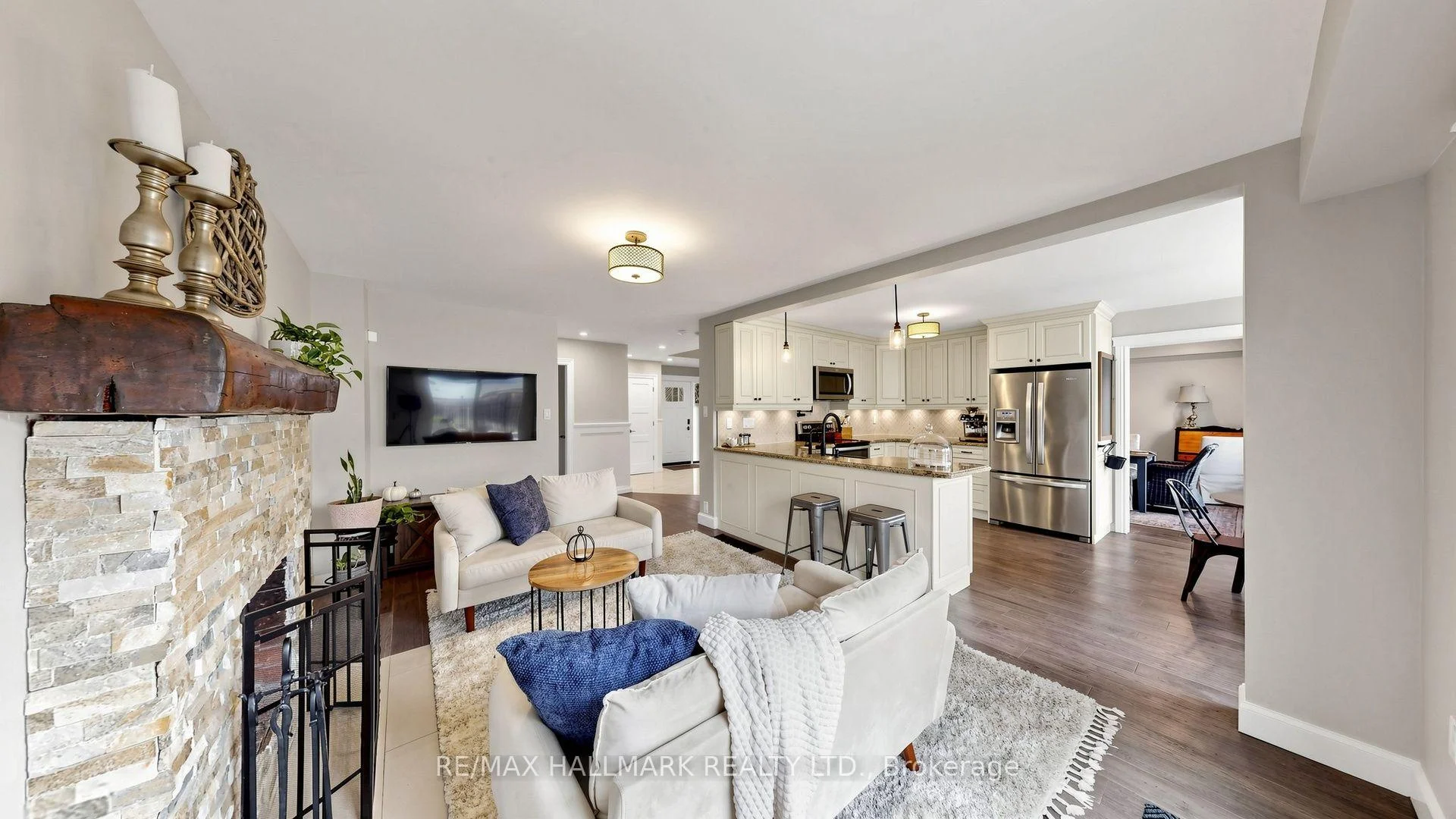 Photo 12 of 55 Bentonwood Crescent, Whitby, Pringle Creek — HOMEH