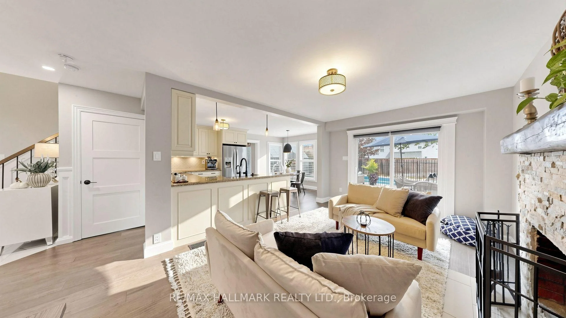 Photo 14 of 55 Bentonwood Crescent, Whitby, Pringle Creek — HOMEH