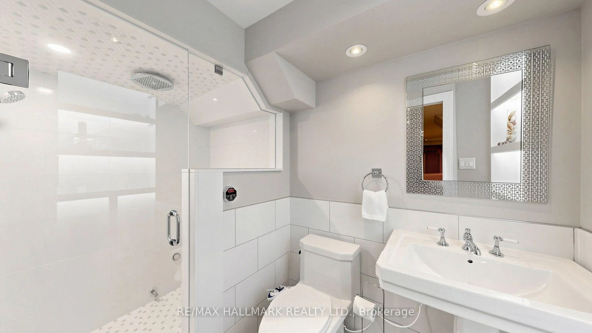 Photo 44 of 55 Bentonwood Crescent, Whitby, Pringle Creek — HOMEH