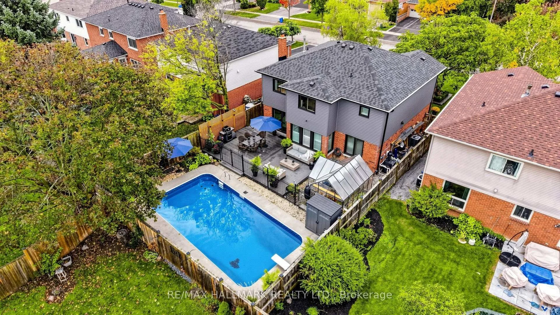 Photo 49 of 55 Bentonwood Crescent, Whitby, Pringle Creek — HOMEH