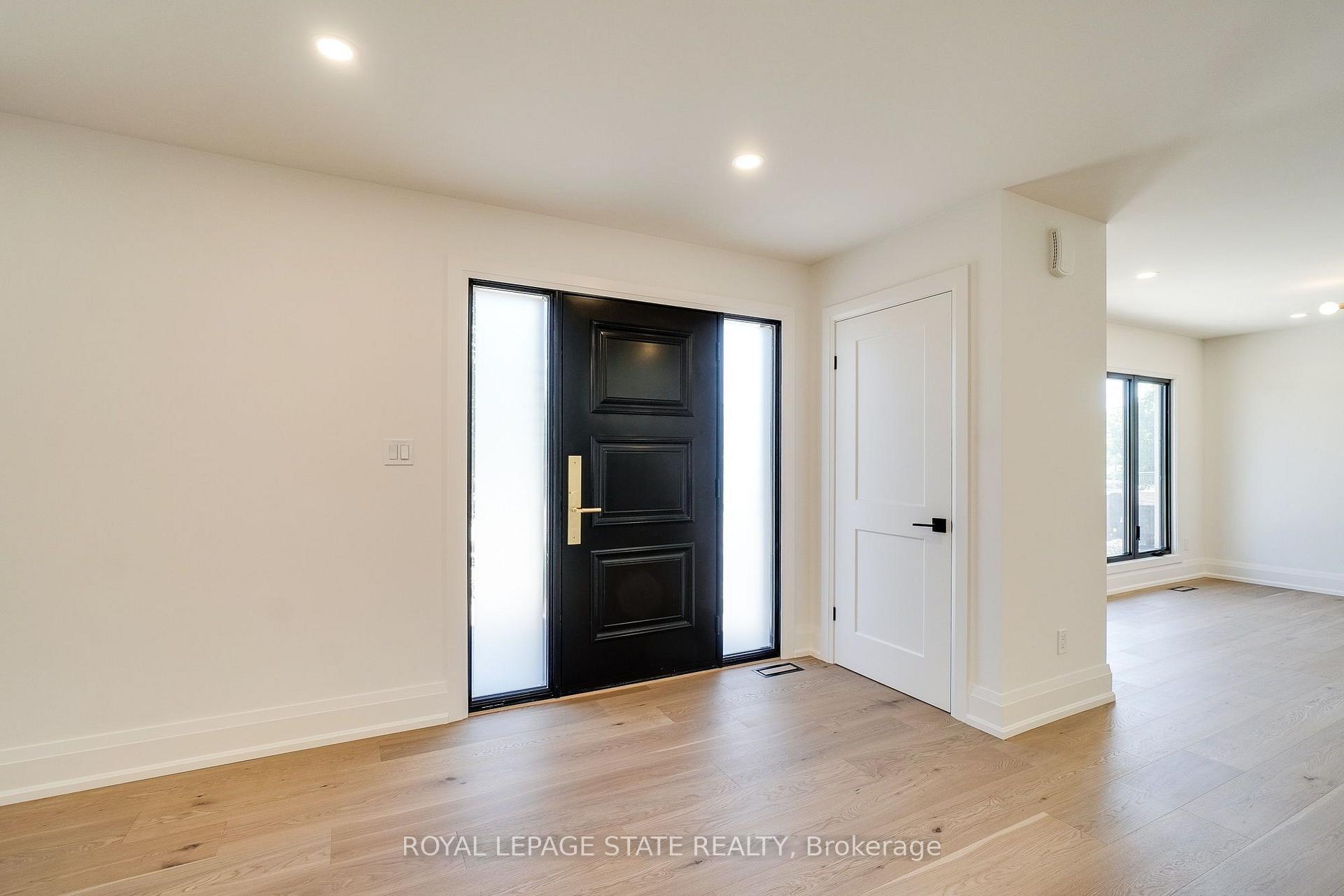 Photo 6 of 24 Royce Avenue, Hamilton, Stoney Creek — HOMEH