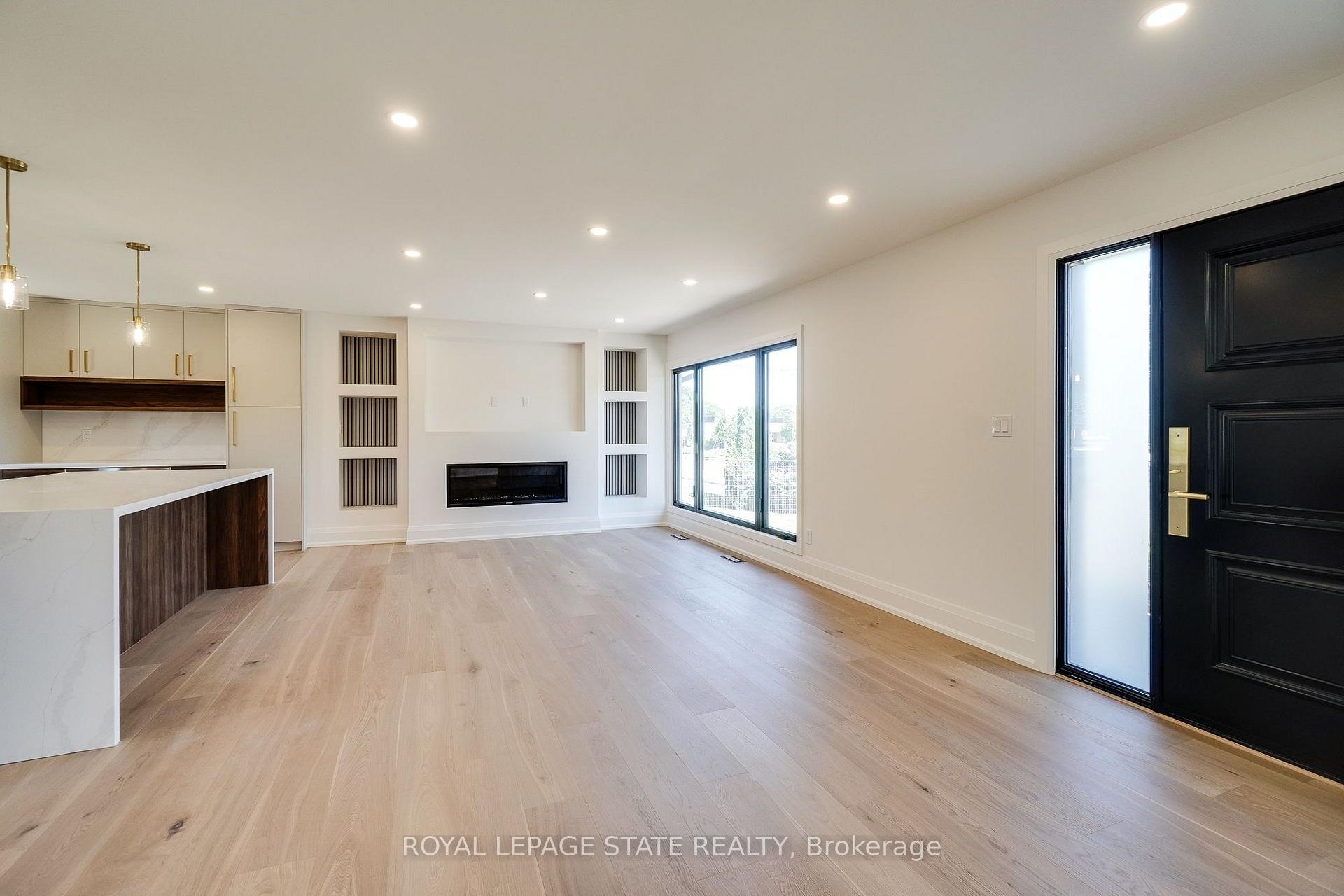 Photo 8 of 24 Royce Avenue, Hamilton, Stoney Creek — HOMEH
