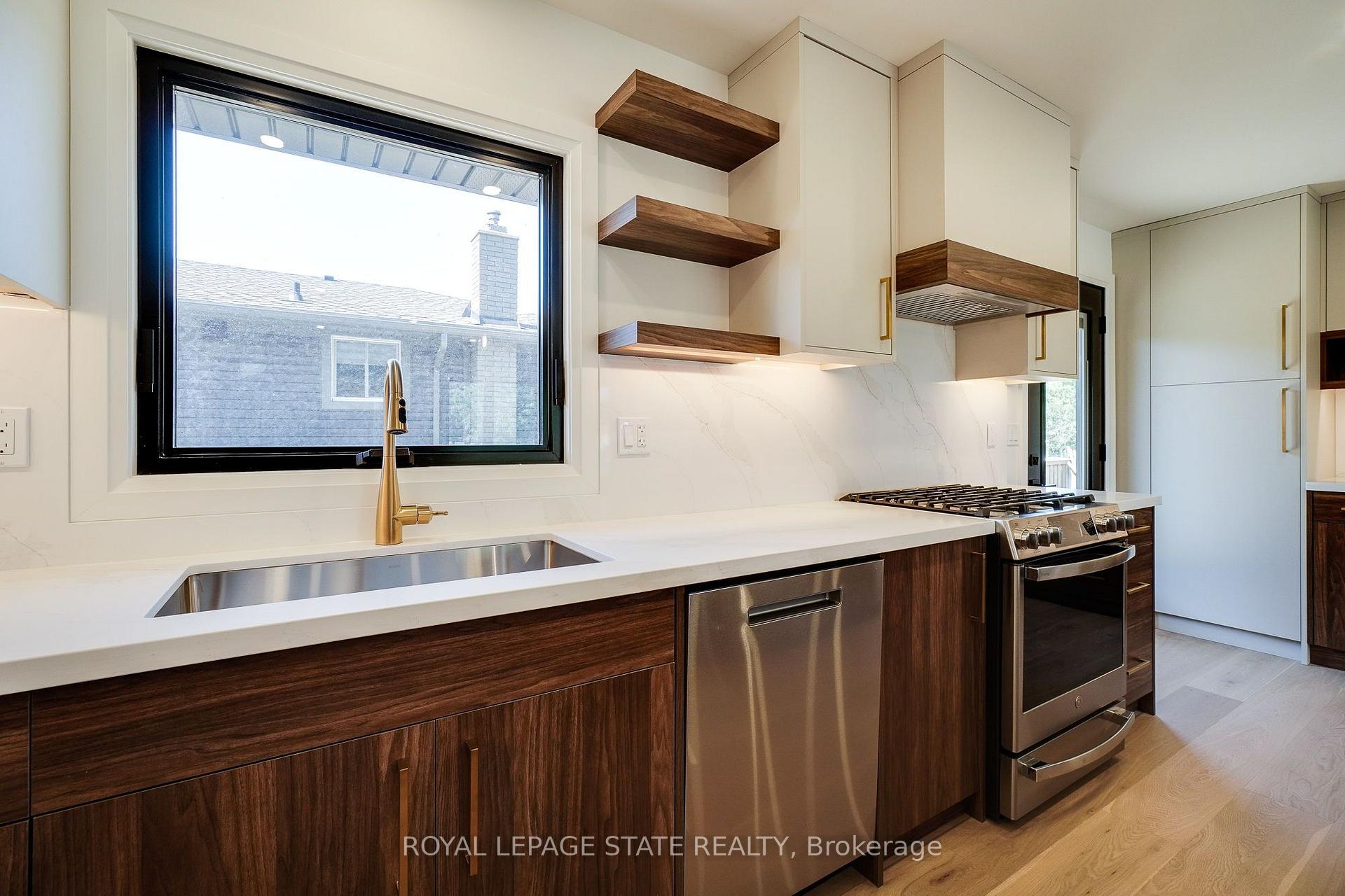 Photo 21 of 24 Royce Avenue, Hamilton, Stoney Creek — HOMEH