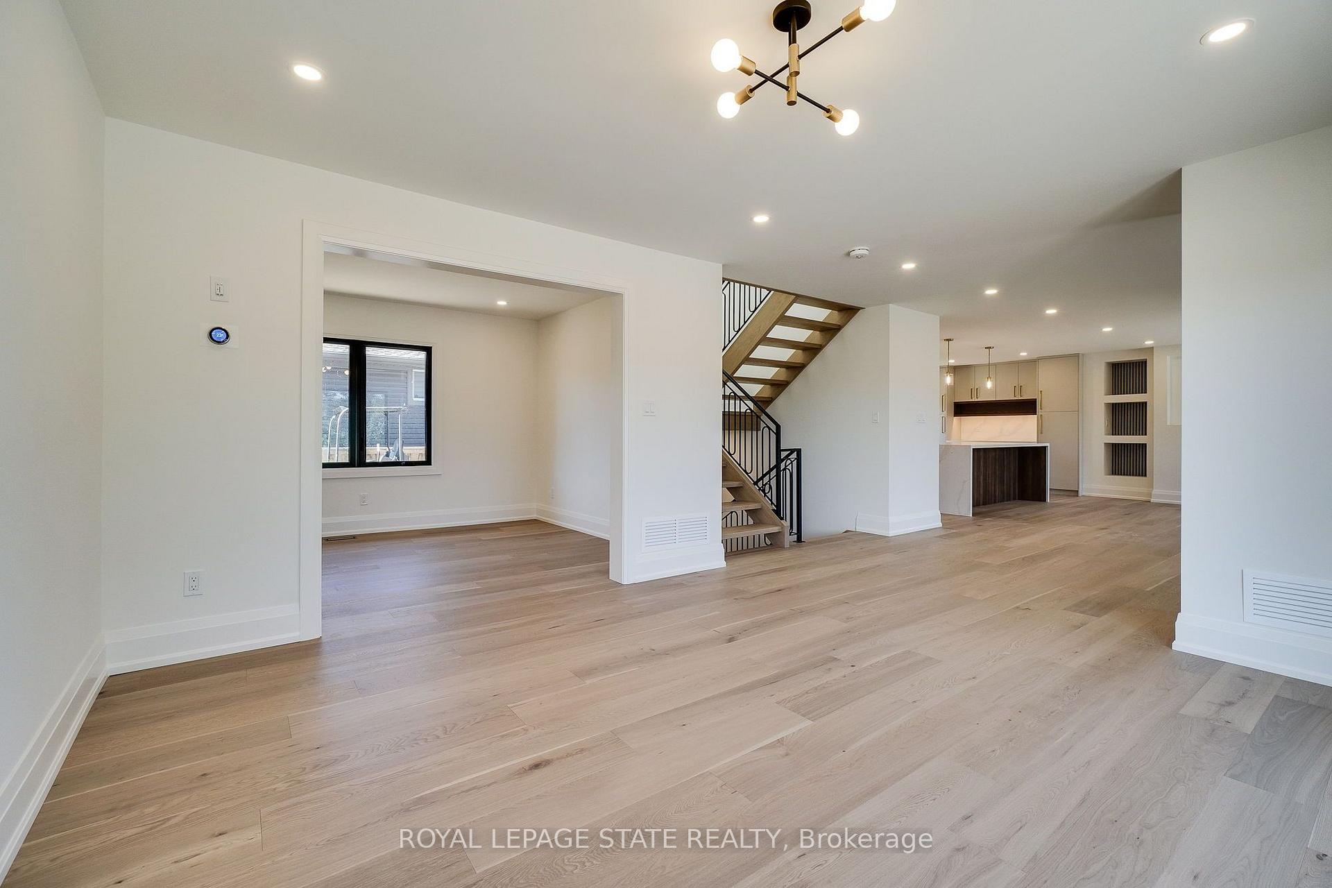 Photo 30 of 24 Royce Avenue, Hamilton, Stoney Creek — HOMEH