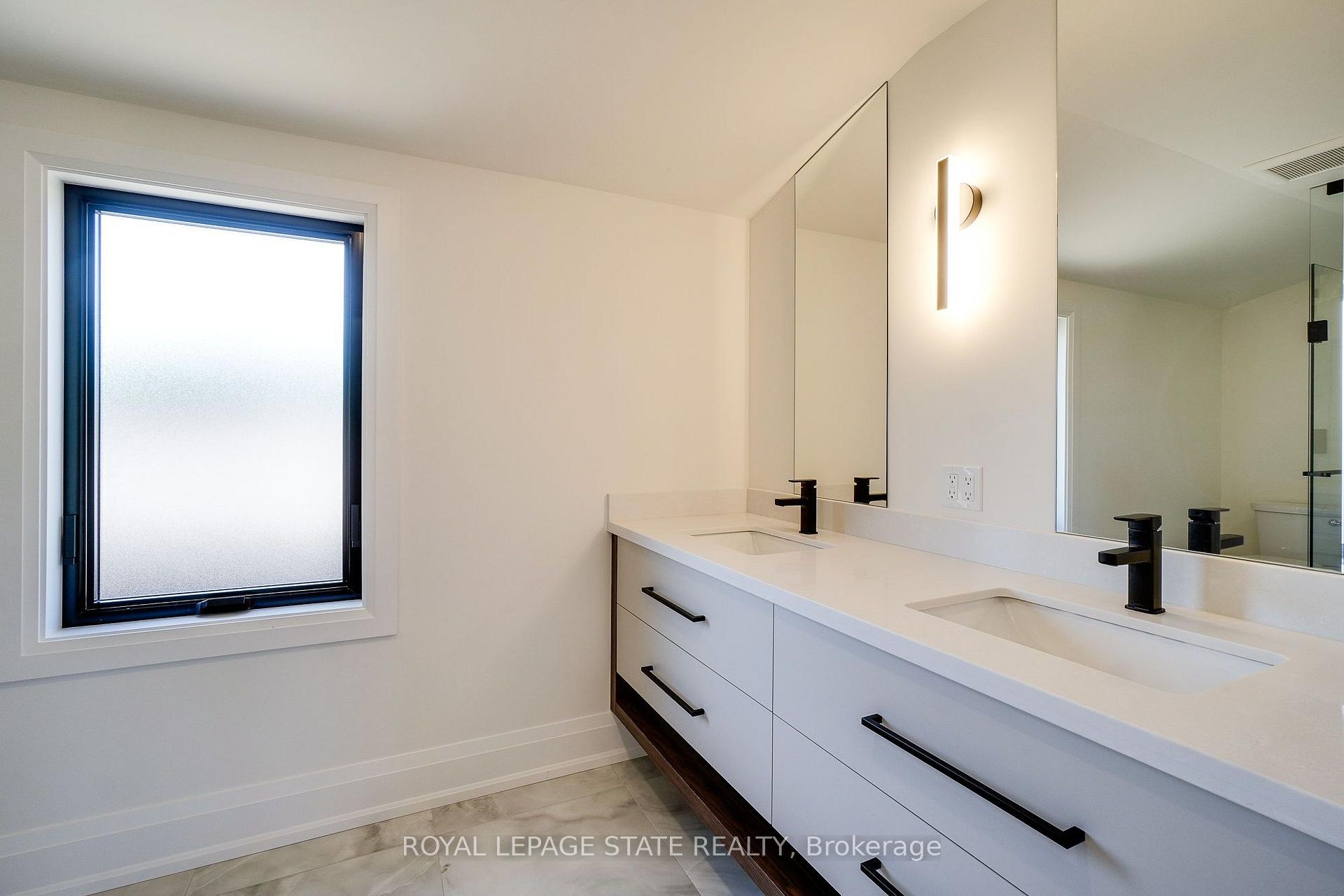 Photo 42 of 24 Royce Avenue, Hamilton, Stoney Creek — HOMEH