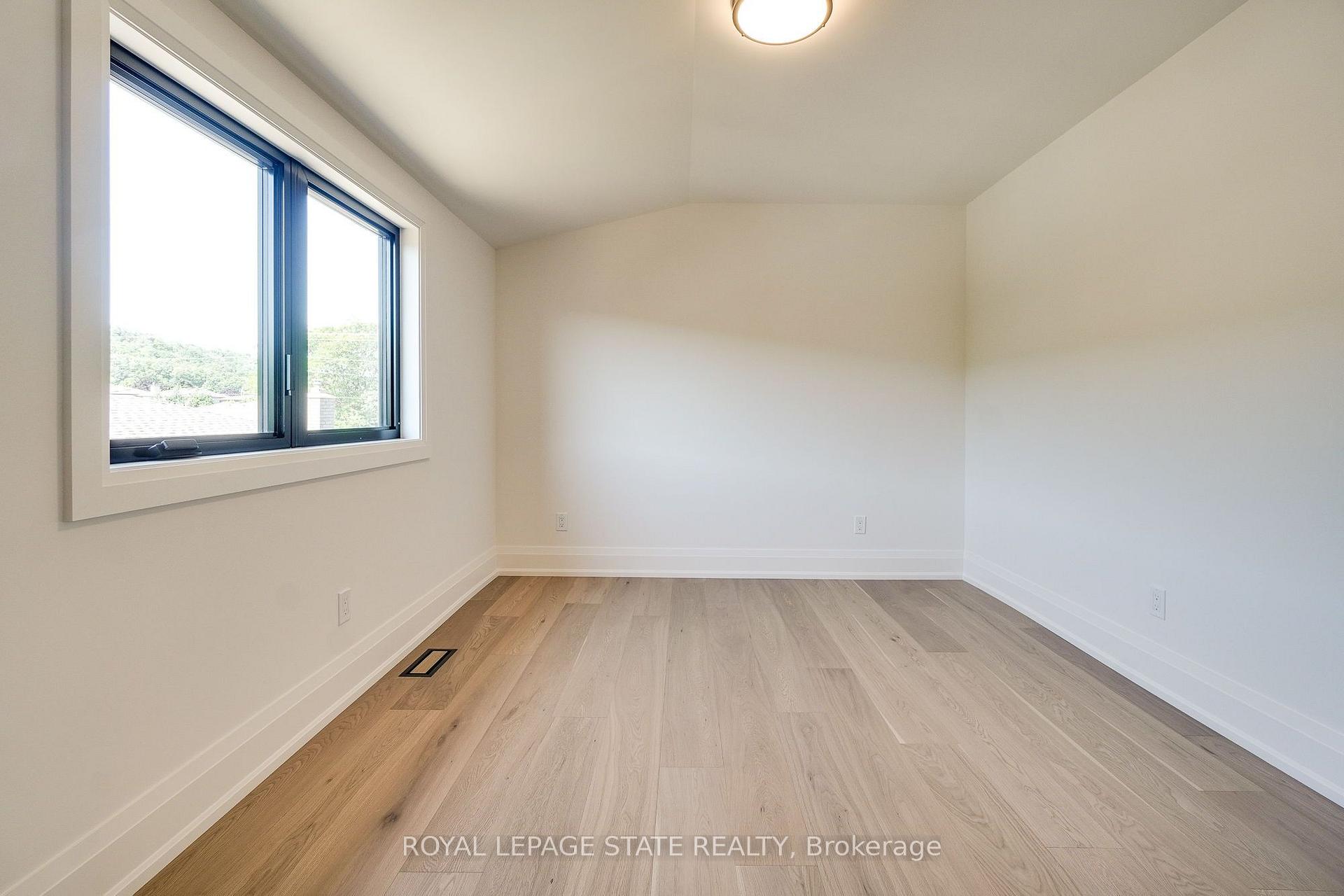 Photo 44 of 24 Royce Avenue, Hamilton, Stoney Creek — HOMEH