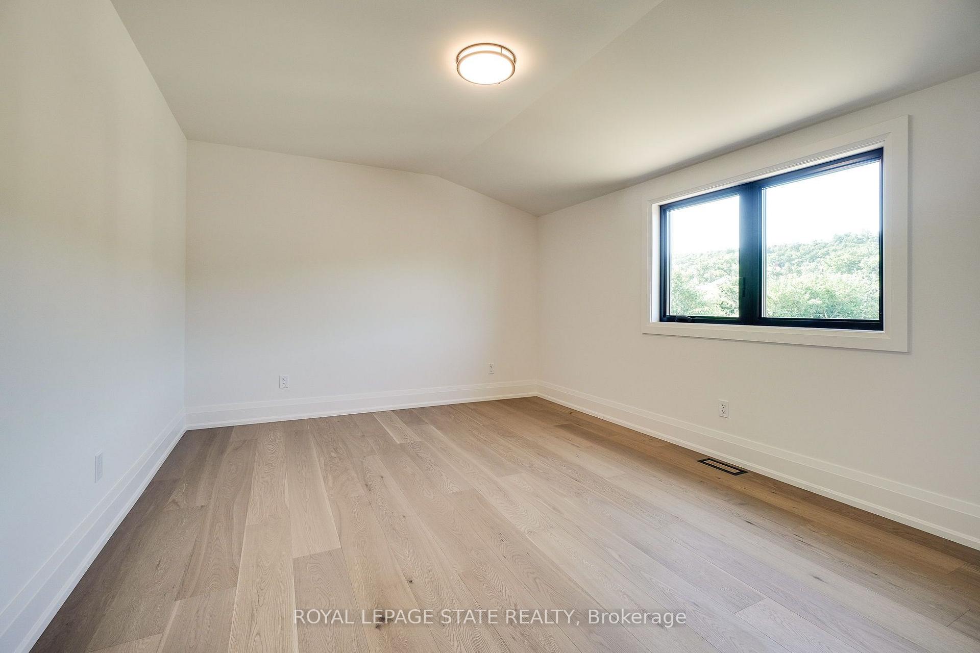 Photo 48 of 24 Royce Avenue, Hamilton, Stoney Creek — HOMEH