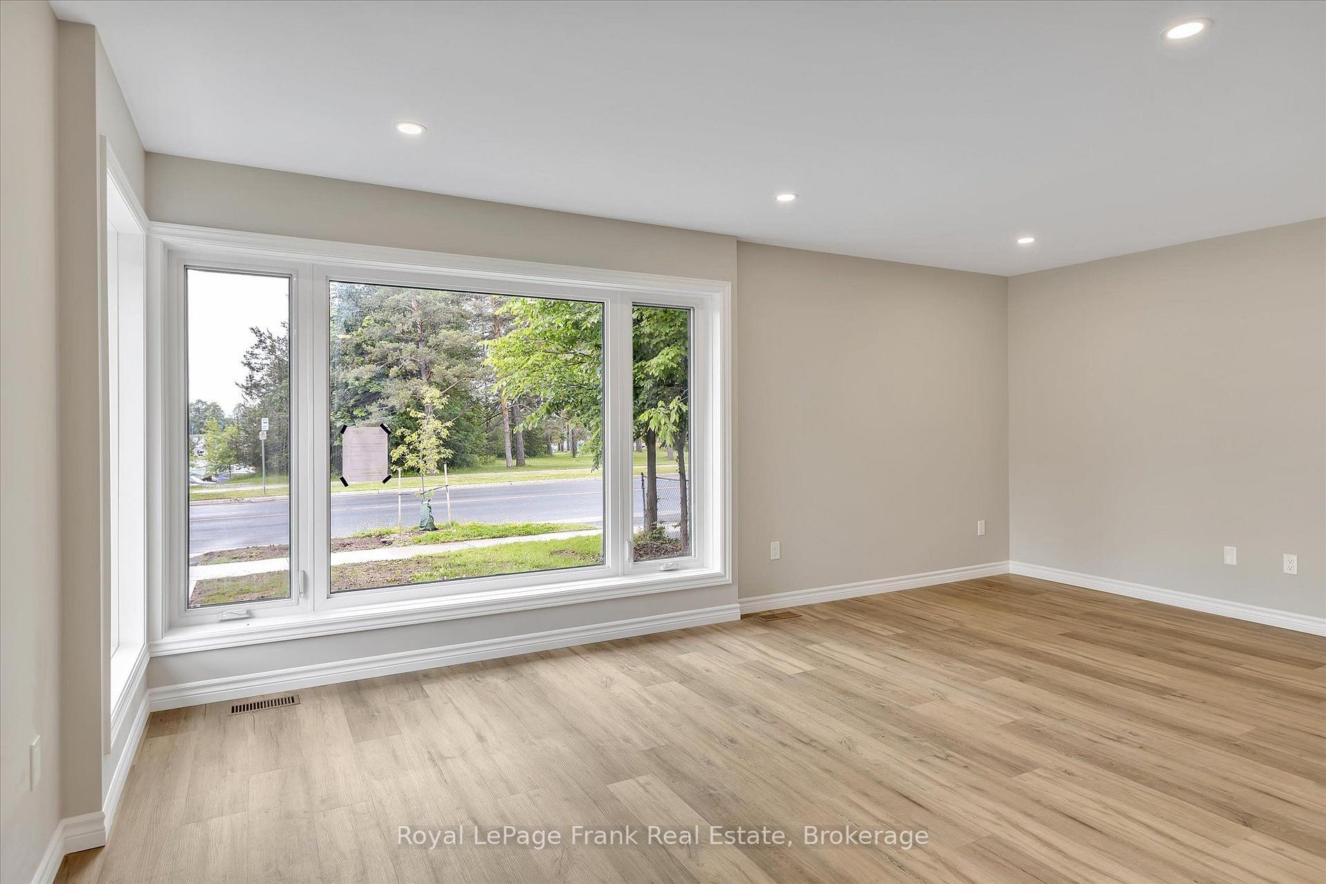 Photo 2 of Unit Main, 890 Weller Street, Peterborough, Monaghan Ward 2 — HOMEH